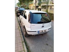 Marşabasıp gidebileceğiniz tamamı yenilenmiş  hesaplı Opel Corsa 1.3 CDTI  2005  İzmir