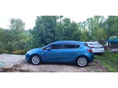 Öğretmenden Opel Astra 1.4 T Cosmo 2012 Model