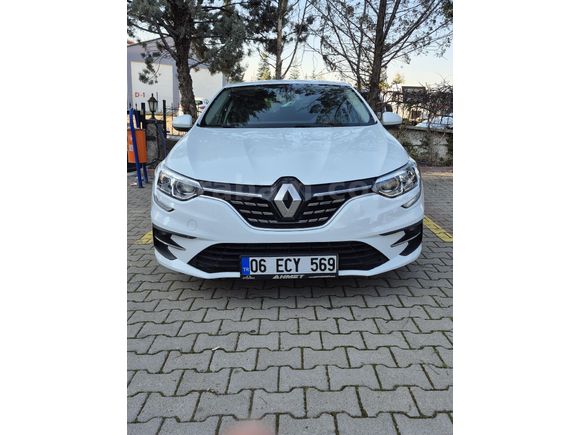 Sahibinden Renault Megane 1.3 TCe Joy Comfort 2023 Model
