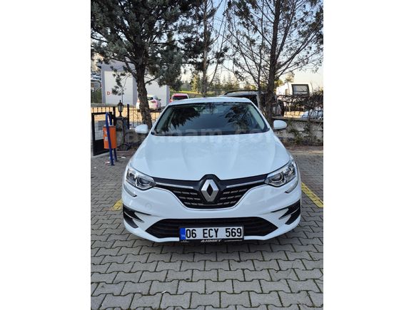 Sahibinden Renault Megane 1.3 TCe Joy Comfort 2023 Model