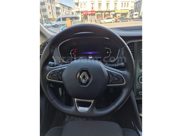 Sahibinden Renault Megane 1.3 TCe Joy Comfort 2023 Model