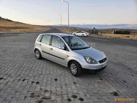 Sahibinden Ford Fiesta 1.4 TDCi Comfort 2006 Model