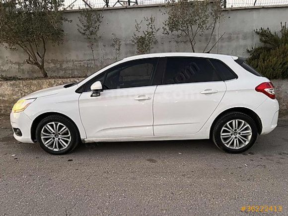 OLCAY MOTORS"dan 82 bn kmde C4 OTOMATİK 1 parça boyalı