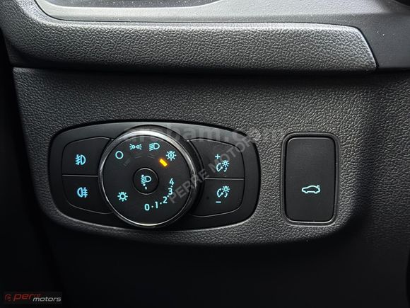 PERRE MOTORS'DAN 2023 FORD FOCUS 1.5 ECOBLUE TREND X
