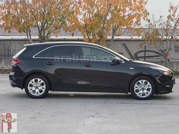 SEFA GÖĞNE'DEN EMSALSİZ KİA CEED 1.6 OTOMATİK DİZEL&HİBRİT