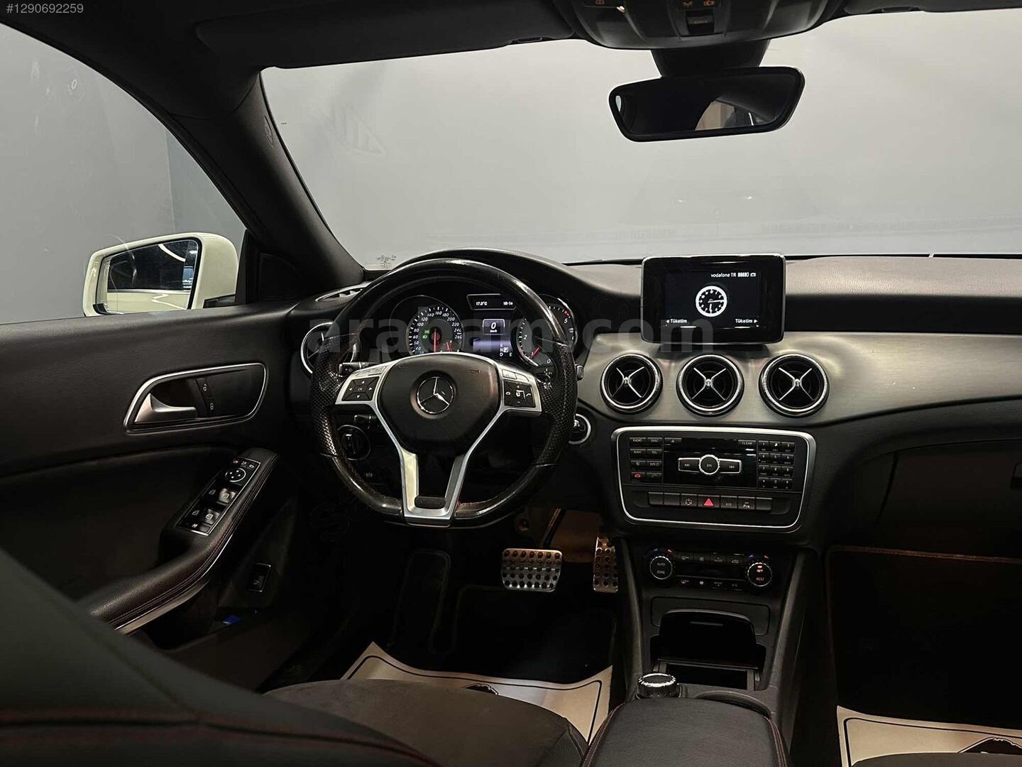 Galeriden Mercedes - Benz CLA 180 D AMG 2014 Model İstanbul 125.000 km Beyaz 7