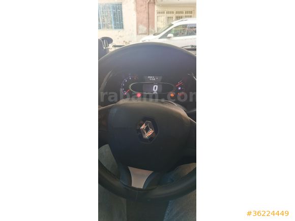Sahibinden Renault Clio 1.5 dCi Joy 2016 Model  252.000 km Beyaz