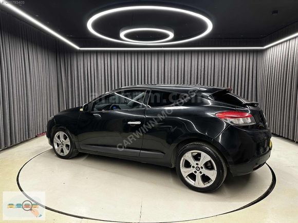 2012 RENAULT MEGANE CAM TAVAN TEMİZ ARAÇ