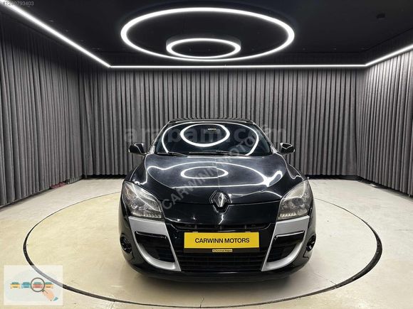 2012 RENAULT MEGANE CAM TAVAN TEMİZ ARAÇ