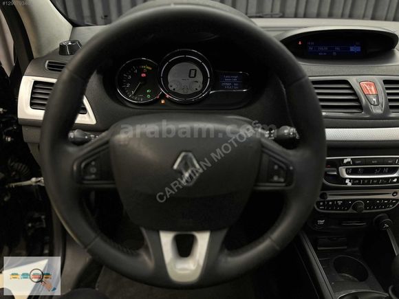2012 RENAULT MEGANE CAM TAVAN TEMİZ ARAÇ