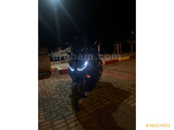 Sahibinden Yamaha X-Max 250 Tech Max