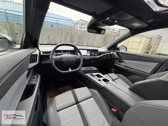 PAŞA'DAN 2025 OPEL GRANDLAND -E GS