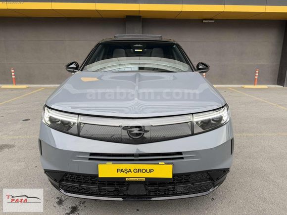 PAŞA'DAN 2025 OPEL GRANDLAND -E GS