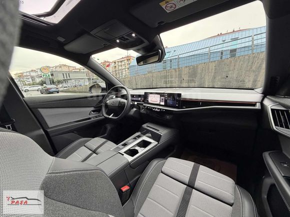 PAŞA'DAN 2025 OPEL GRANDLAND -E GS
