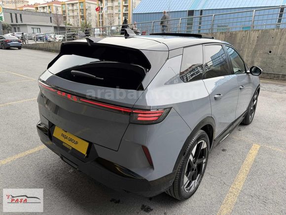 PAŞA'DAN 2025 OPEL GRANDLAND -E GS