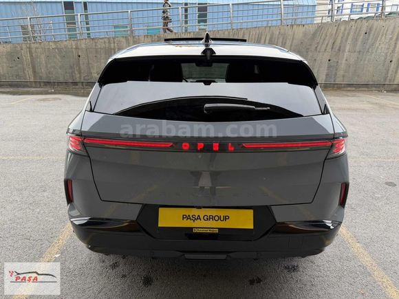 PAŞA'DAN 2025 OPEL GRANDLAND -E GS