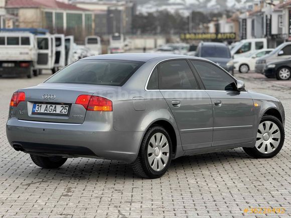 Galeriden Audi A4 Sedan 2.0 TDI 2007 Model Van