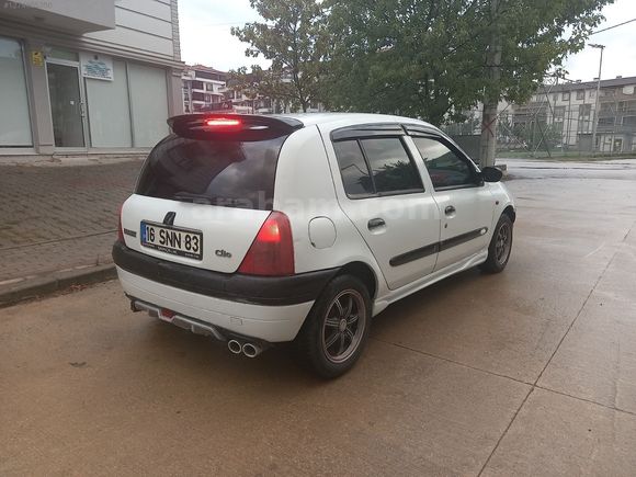 2000 MODEL BAKIMLI KLİMALI 1.4 RENAULT CLİO
