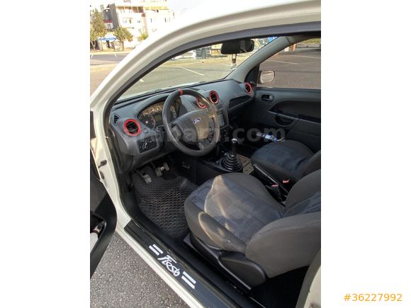 Sahibinden Ford Fiesta Van 1.4 TDCi 2007 Model