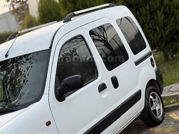 RENAULT KANGO 1.5 DCİ KLİMALI ÇİFT SÜRGÜ ORJİNAL EMSALSİZ