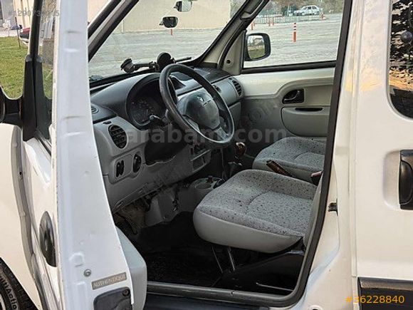 RENAULT KANGO 1.5 DCİ KLİMALI ÇİFT SÜRGÜ ORJİNAL EMSALSİZ