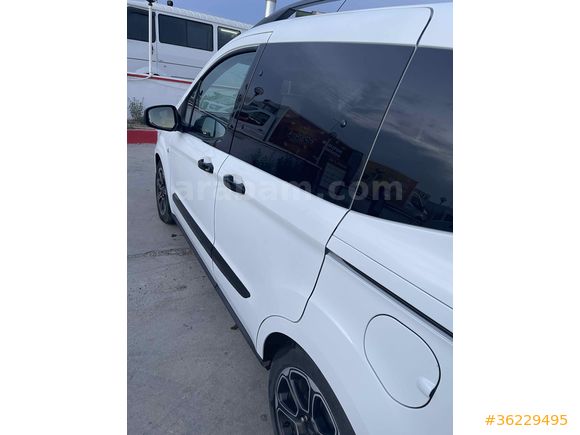 Sahibinden Ford Tourneo Courier 1.5 TDCi Titanium Plus 2022 Model 