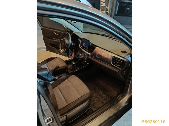 Sahibinden Kia Stonic 1.0 T-GDI Cool 2024 Model