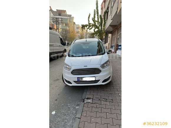 Sahibinden Ford Tourneo Courier 1.5 TDCi Titanium Plus 2018 Model 