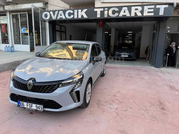 Sıfır ayarında Renault Clio 1.0 TCe Evolution 2025 Model Ankara