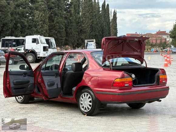 1998 MODEL 1.6 TOYOTA COROLLA