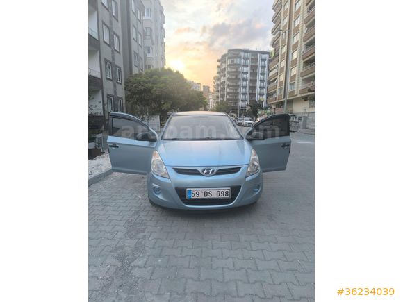 Sahibinden Hyundai i20 1.4 CVVT Team 2011 Model