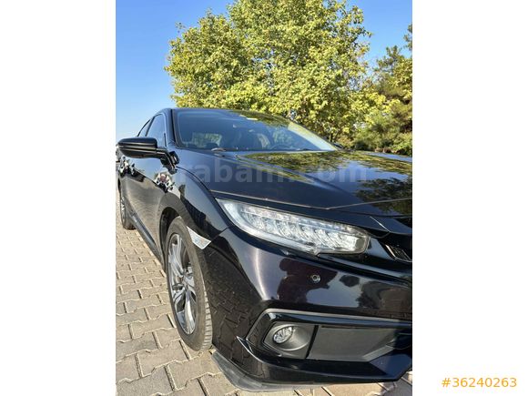ilk sahibinden  tramersiz Honda Civic 1.5 v-tec executive plus prestij paket