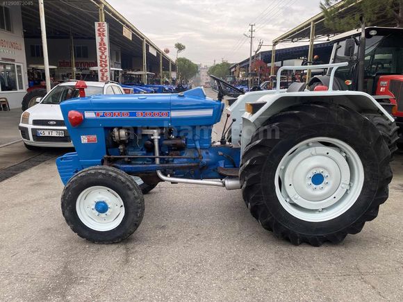 1976 MODEL 3000 FORD