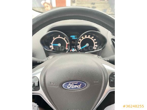 Sahibinden Ford Tourneo Courier 1.5 TDCi Titanium Plus 2019 Model 