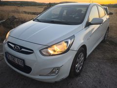Sahibinden Hyundai Accent Blue 1.6 CRDI Mode Plus 2014 Model