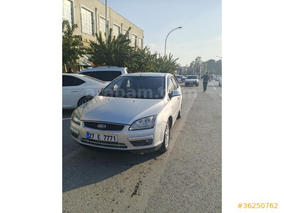 Sahibinden Ford Focus 1.6 TDCi Ghia 2008 Model
