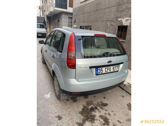 Sahibinden Ford Fiesta 1.4 TDCi Comfort 2004 Model 