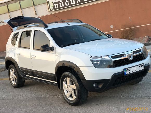 ARAZİ GÖRMEMİŞ 2013 DUSTER 4x2 SORUNSUZ