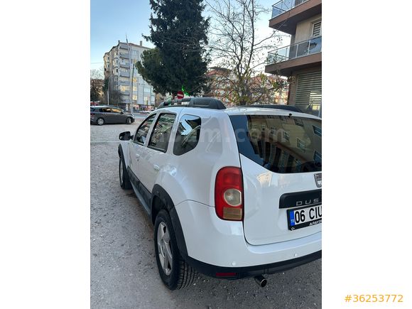 ARAZİ GÖRMEMİŞ 2013 DUSTER 4x2 SORUNSUZ