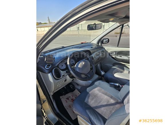 Sahibinden Renault Scenic RX4 2.0 2002 Model