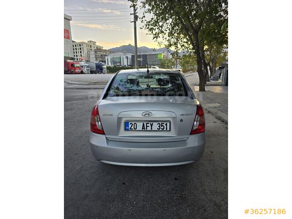 Sahibinden Hyundai Accent Era 1.4 Team 2009 Model Sıfır Muayene