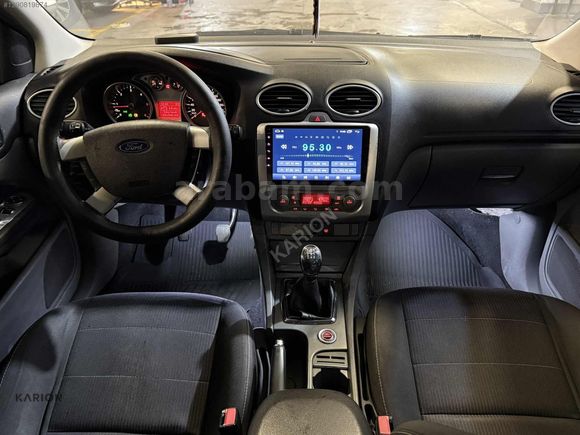 KARION DAN 2011 FORD FOCUS TITANIUM 1.6 TDCI START STOP/MRCK FAR