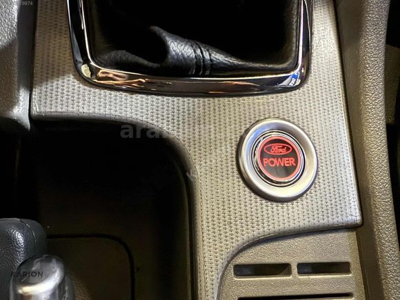 KARION DAN 2011 FORD FOCUS TITANIUM 1.6 TDCI START STOP/MRCK FAR