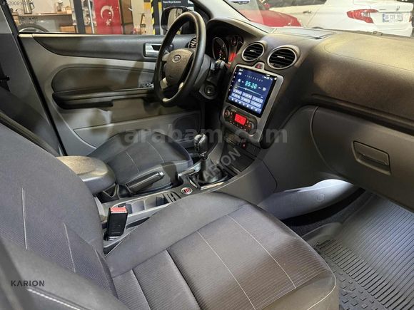 KARION DAN 2011 FORD FOCUS TITANIUM 1.6 TDCI START STOP/MRCK FAR
