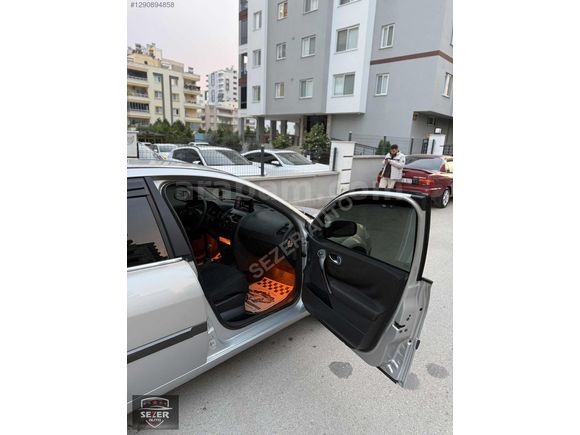 SEZER AUTO'DAN SATILIK MEGANE 2