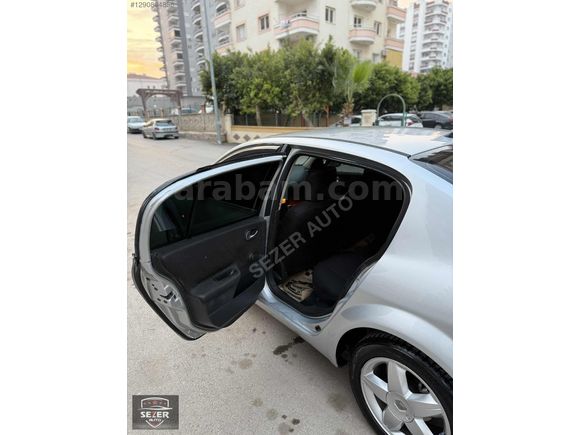 SEZER AUTO'DAN SATILIK MEGANE 2