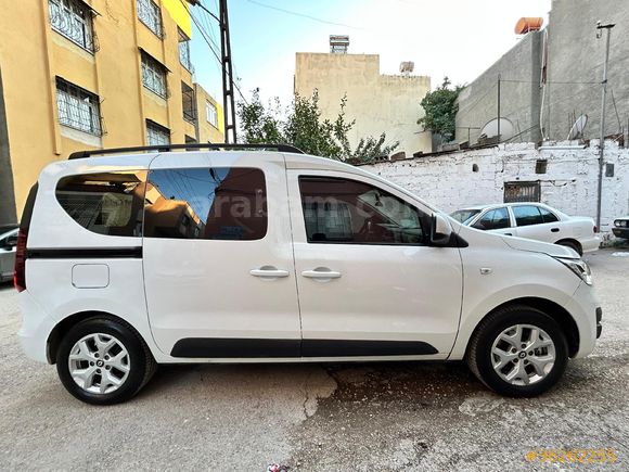 Sahibinden Renault Express Combi 1.5 BlueDCI Touch 2023 Model