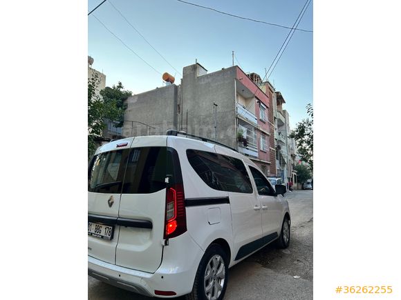 Sahibinden Renault Express Combi 1.5 BlueDCI Touch 2023 Model