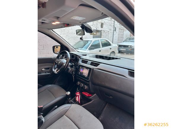 Sahibinden Renault Express Combi 1.5 BlueDCI Touch 2023 Model