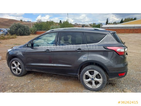 2018-model 80 KM- Ford Kuga 1.5 TDCi Titanium - İzmir